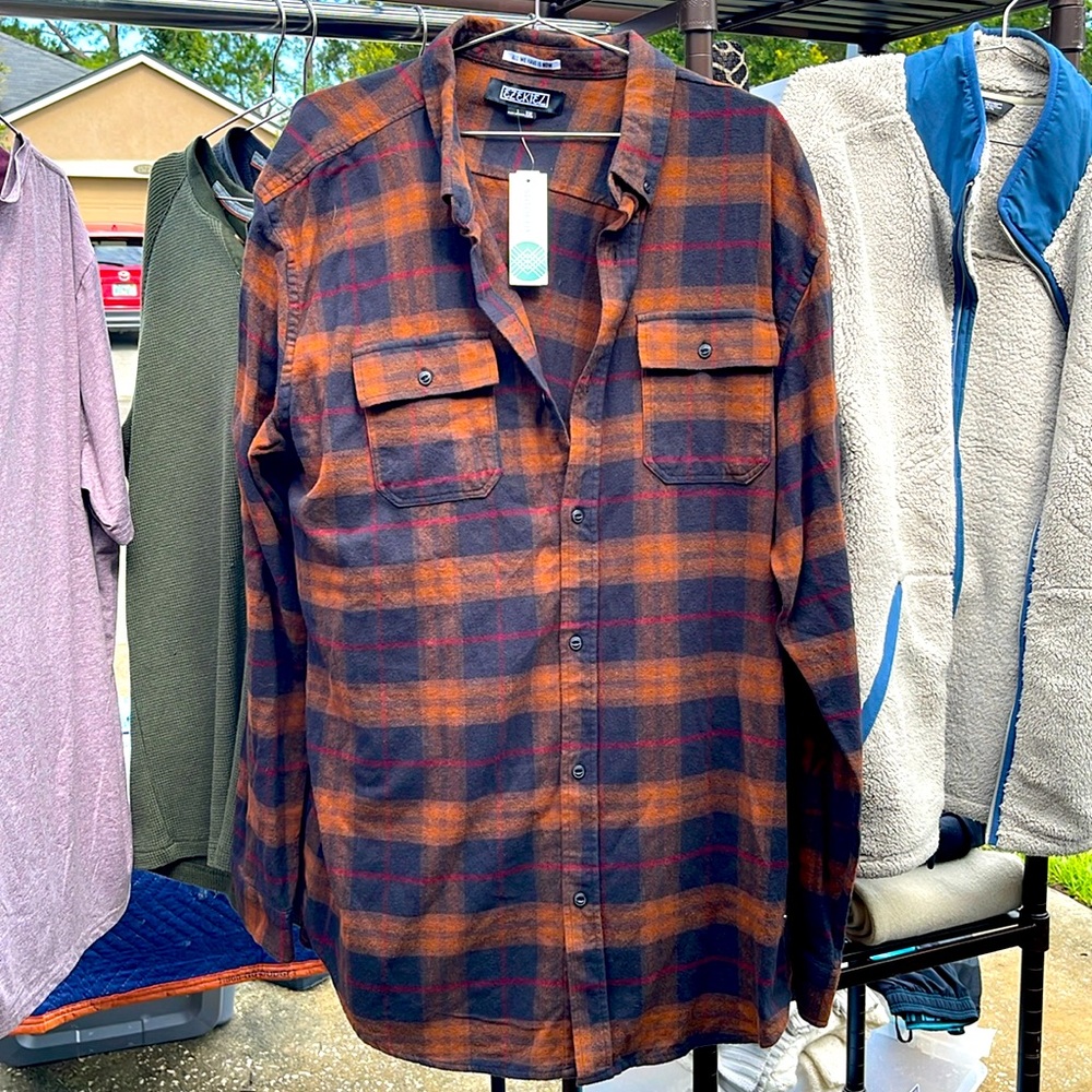 NWT EZEKIEL Flannel XXL